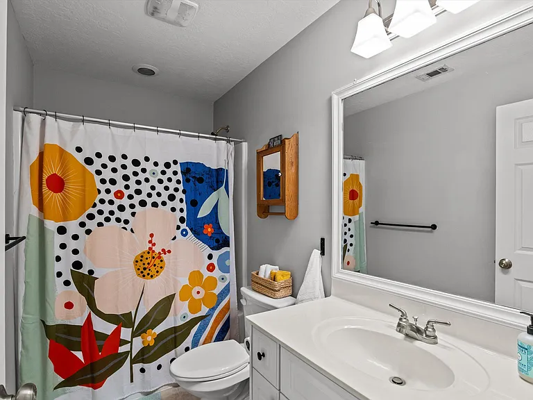 726 Bonnie Oaks Ln — Photo 32
