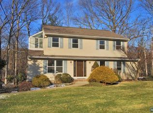57 Clover Ln, Saddle River, NJ 07458