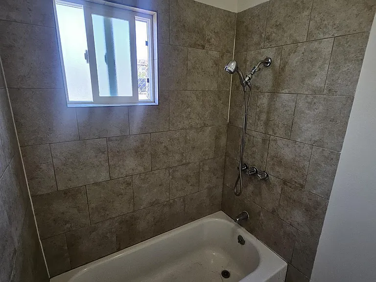 239 W 25th St #6 — Photo 8