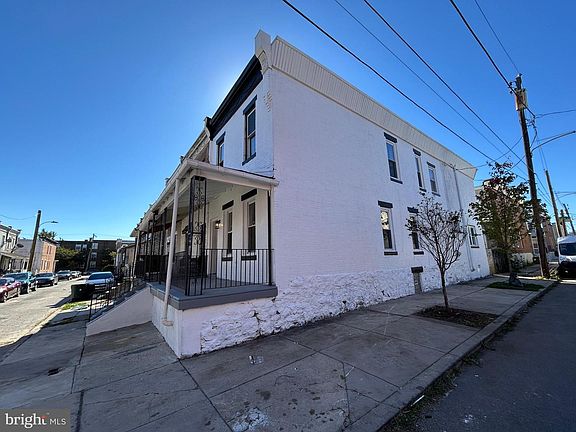 3rd image of 228 N Alden St