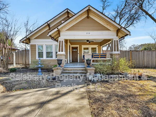 212 N Grand Ave, Waxahachie, TX 75165