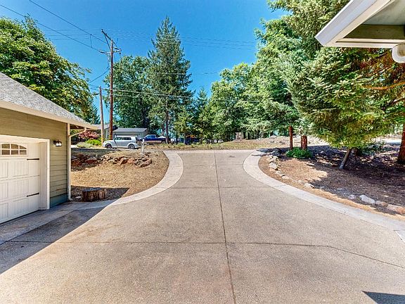 2nd image of 9538 Lassen Drive
