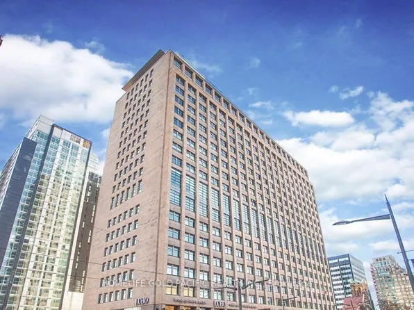 111 Saint Clair Ave W #1222, Toronto, ON M4V 1N5