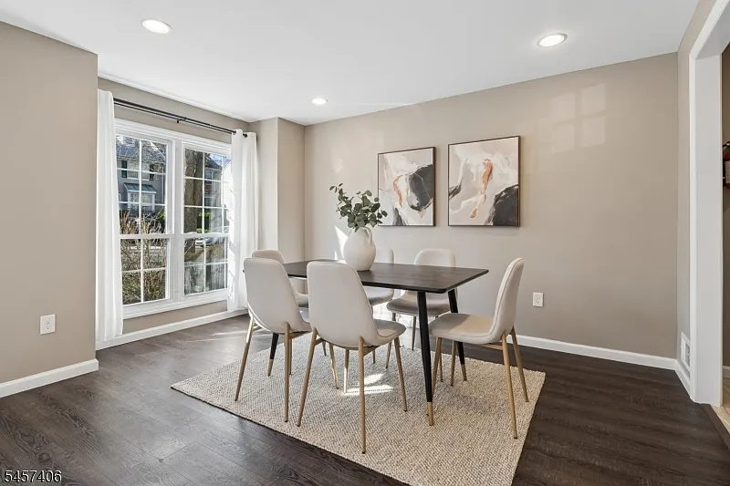 2 bed, 2.5 bath, $3,000 — Photo 4