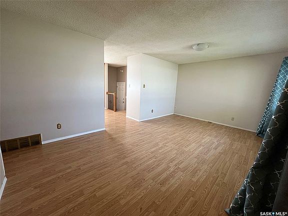 2nd image of 414 Y Ave S