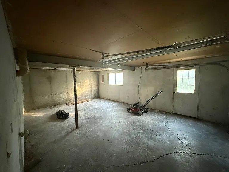 1220-1222 Geneva Cir #2 — Photo 13
