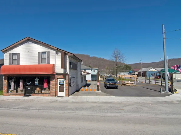 439 Main St E, Rainelle, WV 25962