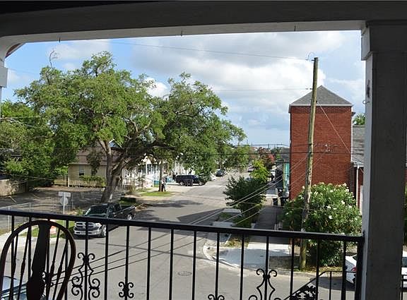 4th image of 4653 Clara St #B