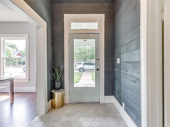 4th image of 1700 College Ave