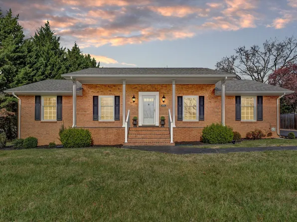 6554 Laban Rd, Roanoke, VA 24019