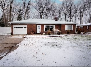 6070 Engle Rd, Brookpark, OH 44142