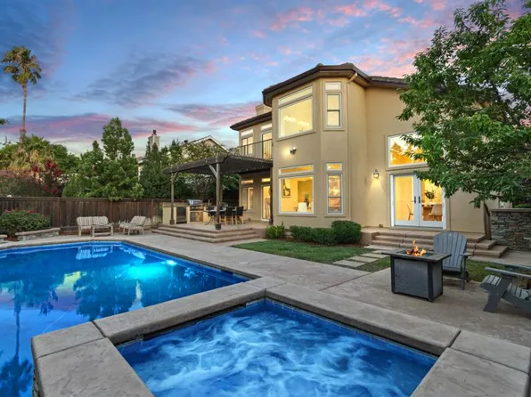 331 Sandpiper Dr, Davis, CA 95616