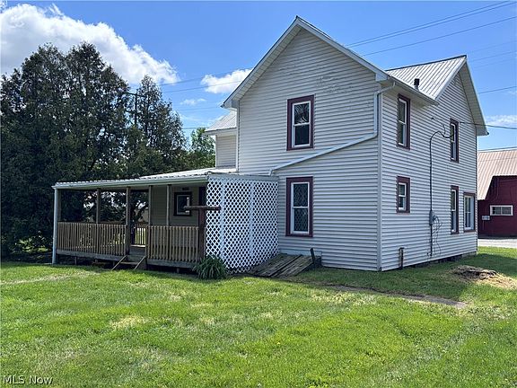 3rd image of 323 Galation St