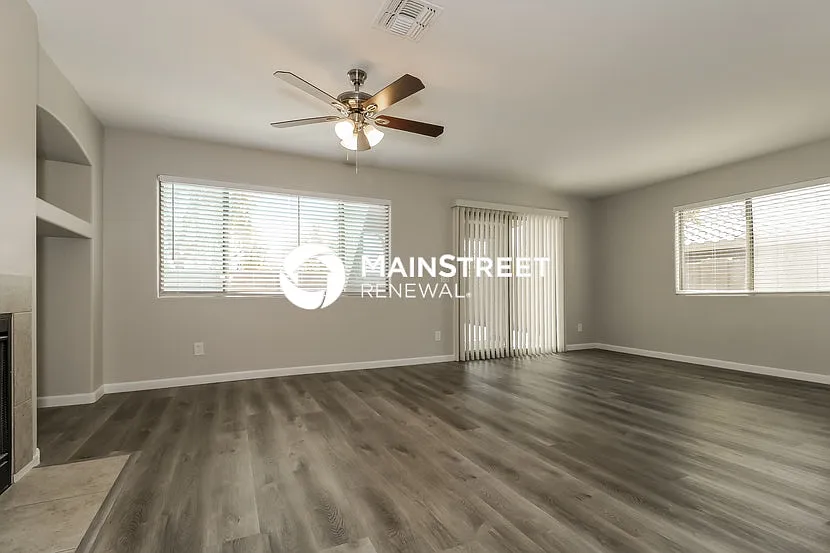 3503 S 256th Ave — Photo 3