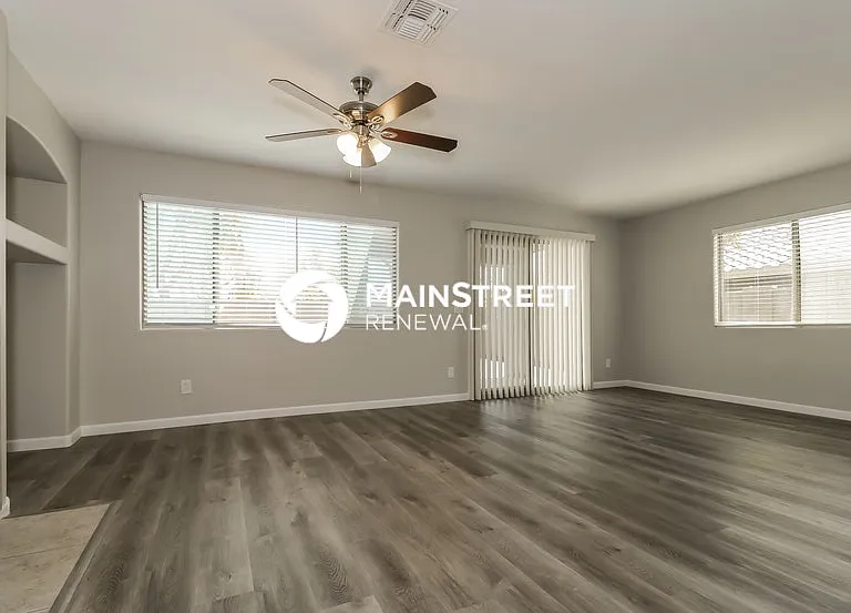 3503 S 256th Ave — Photo 5