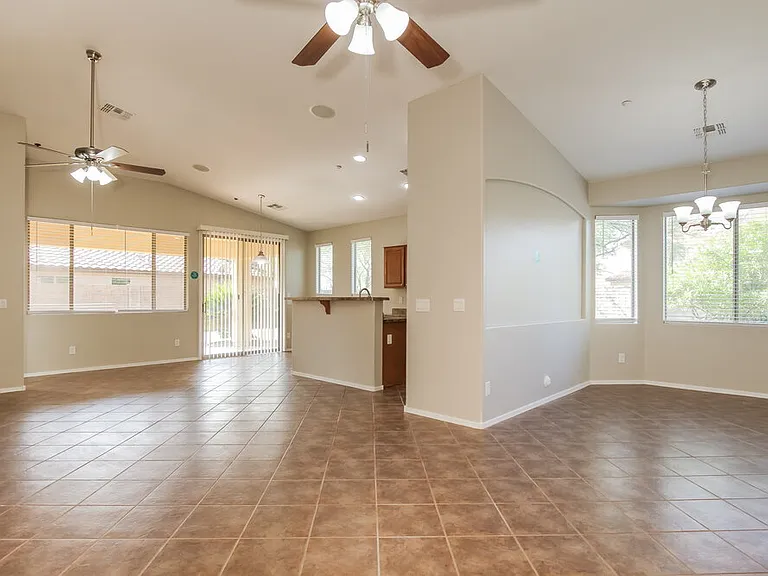 12137 W Dove Wing Way — Photo 3