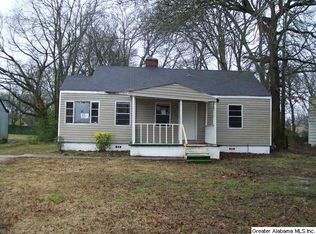 510 Charleston Dr, Bessemer, AL 35020