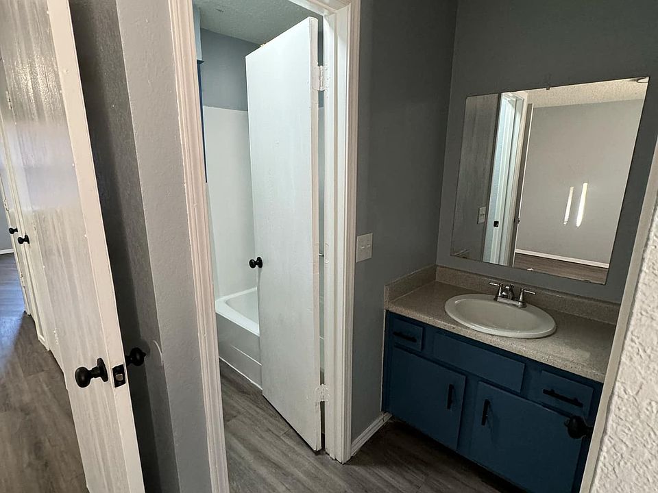 1st image of 3509 N Nesbitt Ave #17495561