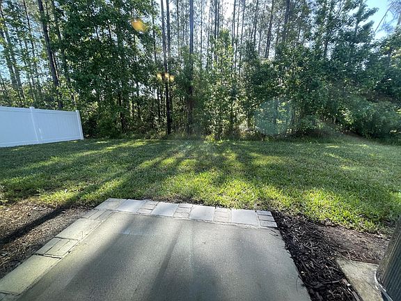 4th image of 379 Servia Dr