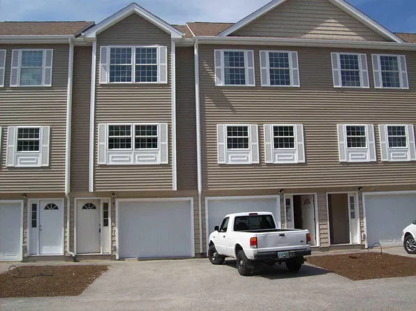 675 Bell St #16, Manchester, NH 03103