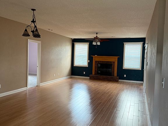 3rd image of 5832 Cabot Dr