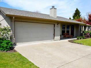 225 SW Fairlawn Ct, McMinnville, OR 97128