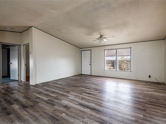 5th image of 581 S Glen Canyon Road