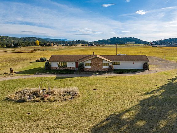 2nd image of 320 Coverdell Rd