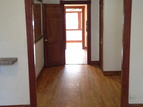 4th image of 14816 11th Ave