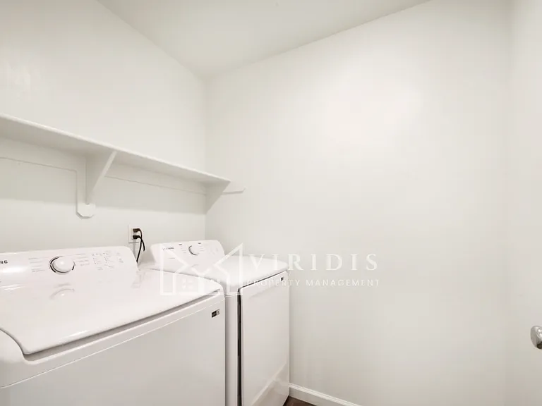 5917 Vespucci Ave — Photo 3