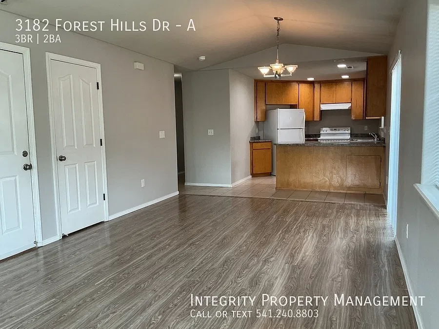 3 bed, 1188 sqft, $2,000 — Photo 4