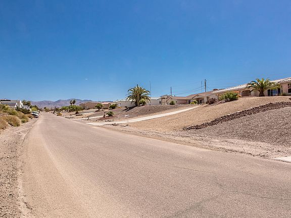 3rd image of 2965 Applewood Dr Lot 37