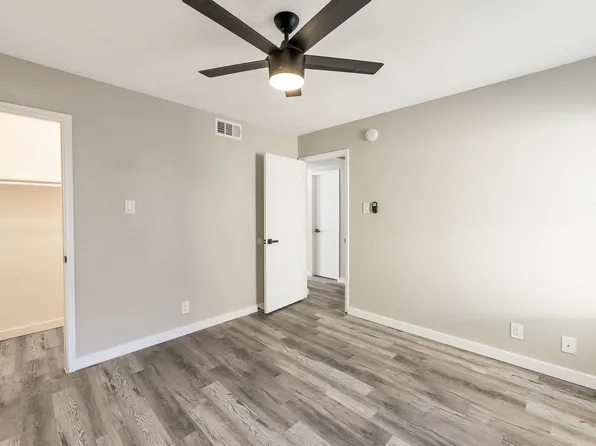 **1st Full Month's Rent free, tour & Apply within 48 Hours Newly Renovated 2 Bed/ 2 Bath In-Suite..., 2726 E Beck Ln #3, Phoenix, AZ 85032