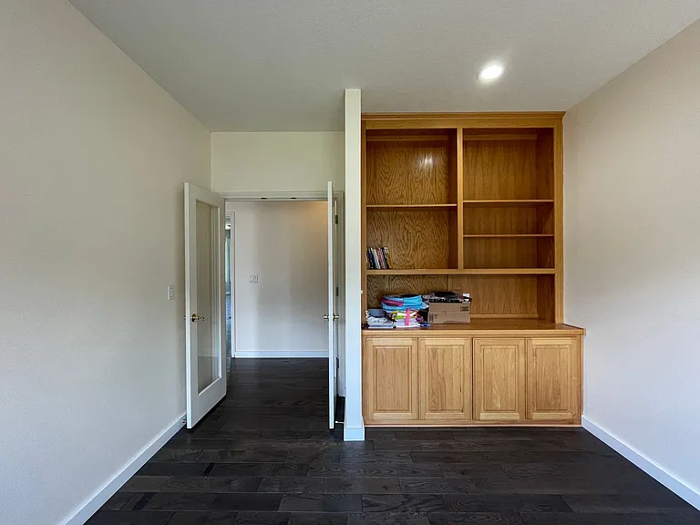 211 NW 110th Ave — Photo 41