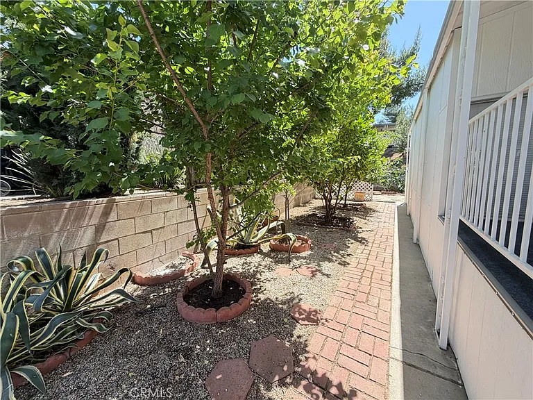 22895 Skylink Dr — Photo 11