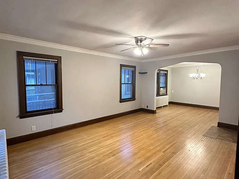 1844 Grand Ave — Photo 4