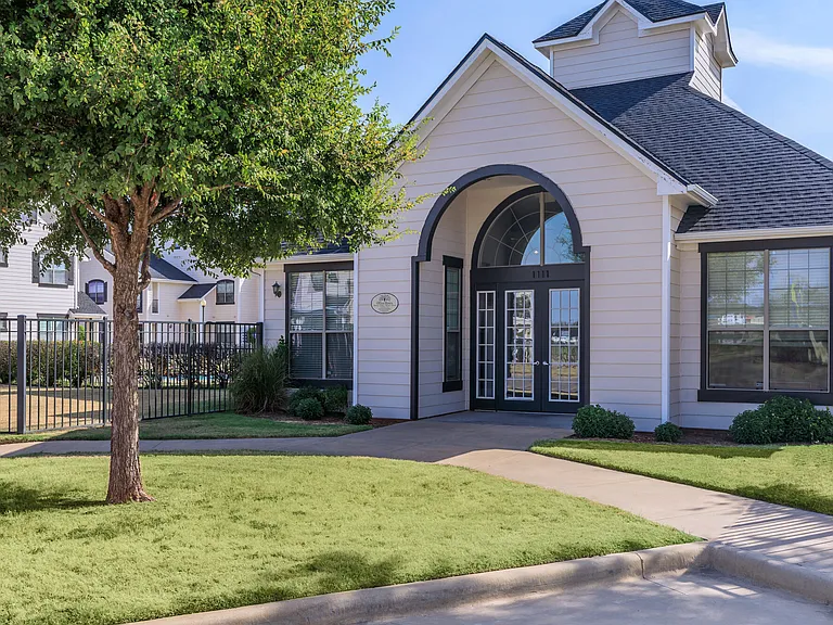 Burkburnett Residences — Photo 26