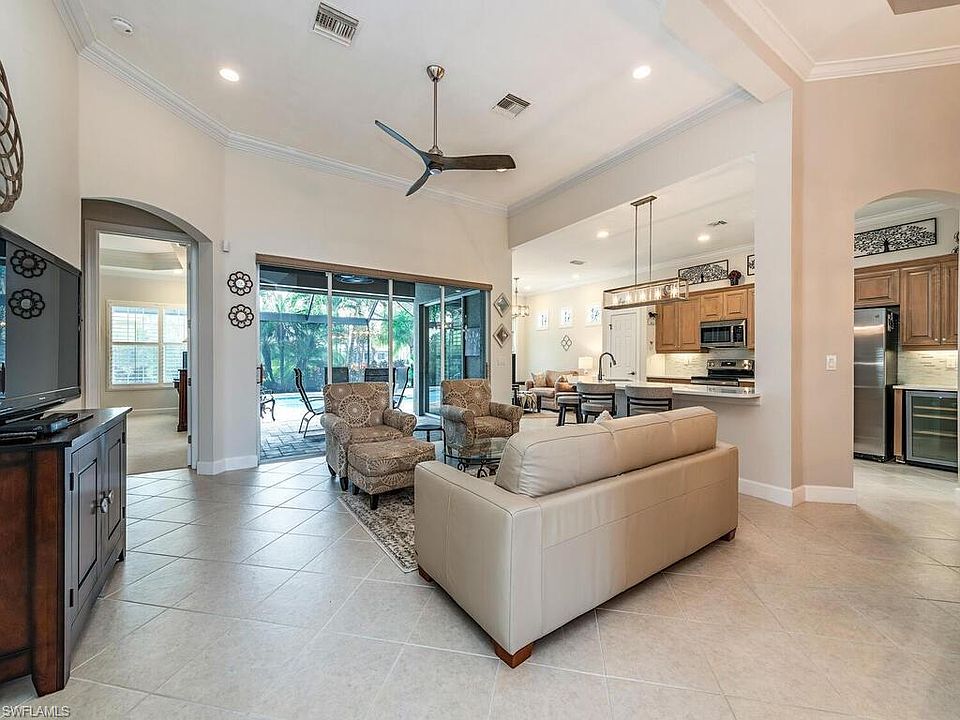 1st image of 23651 Via Carino LN