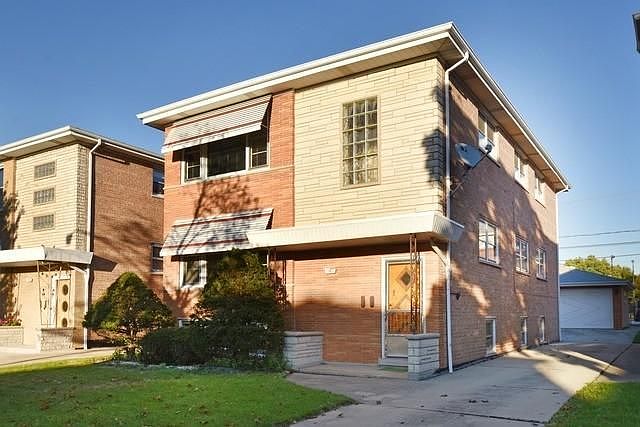 1st image of 7963 S Komensky Ave #1