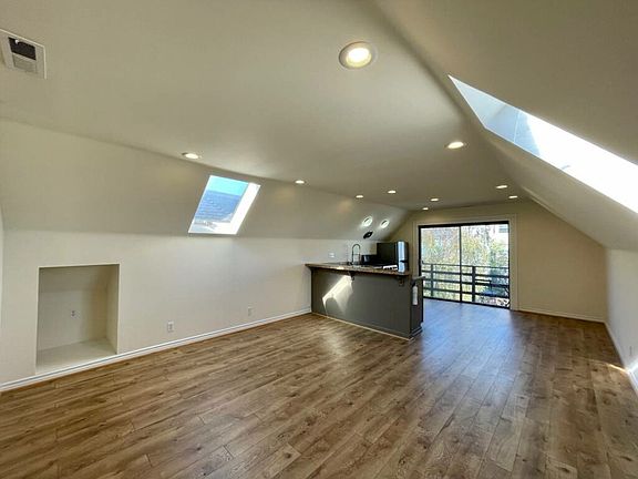 3rd image of 1314 Fulton St #A