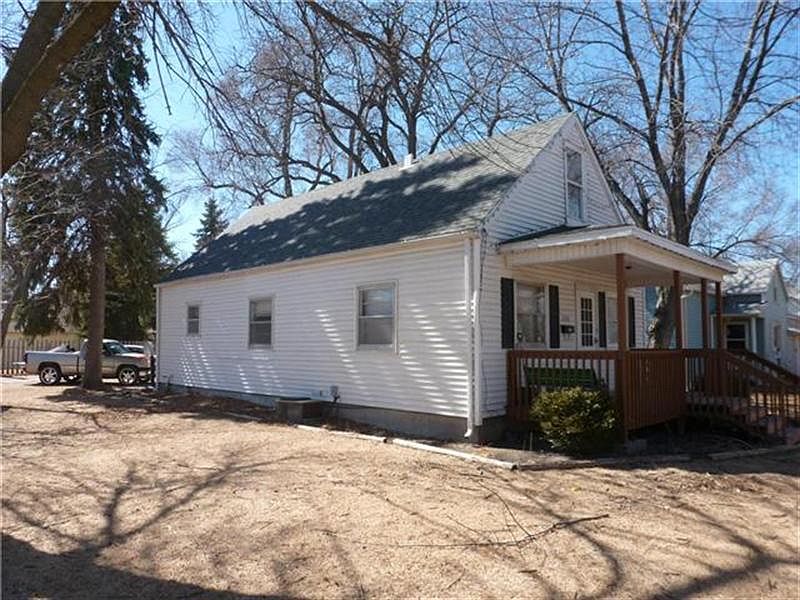 2nd image of 2109 19th St