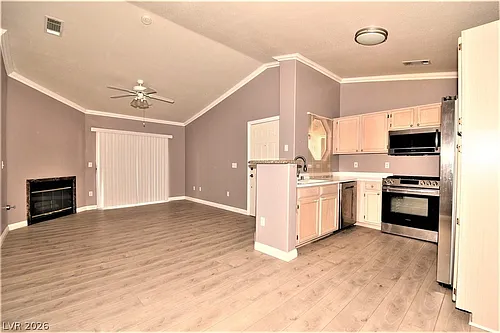 5415 W Harmon Ave Photo 1