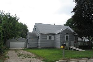 1st image of 1804 SE Marshall St