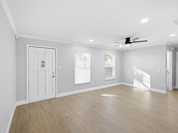 4th image of 207 WAVERLY DRIVE