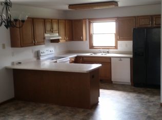 497 Arbor Dr, Juneau, WI 53039