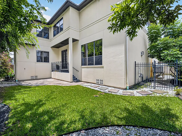 3515 Durness Way — Photo 48