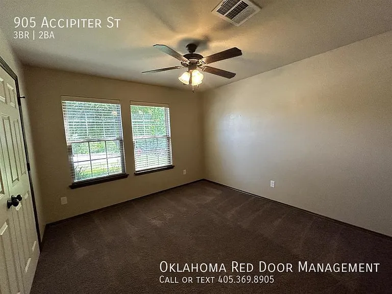 905 Accipiter St — Photo 9