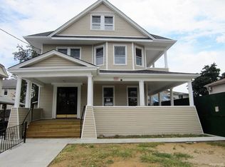 13511 Springfield Blvd, Springfield Gardens, NY 11413