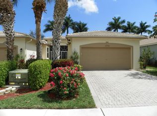 10784 Royal Caribbean Cir, Boynton Beach, FL 33437