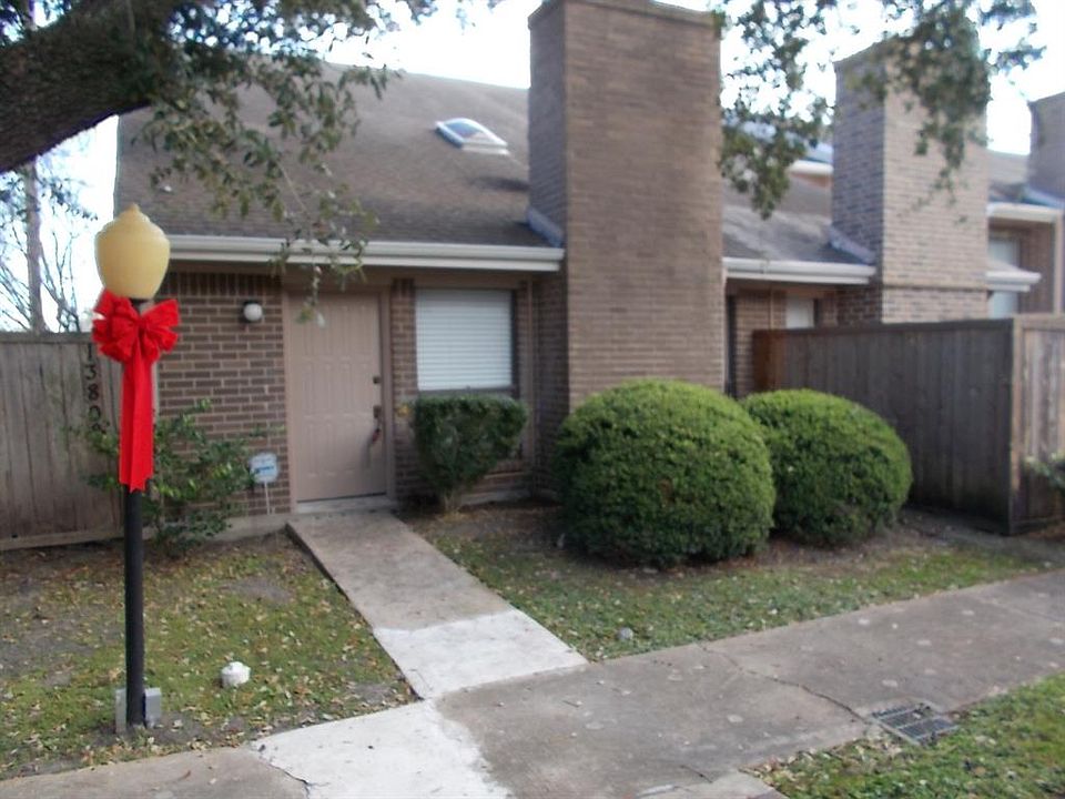 1st image of 13808 Hollowgreen Dr